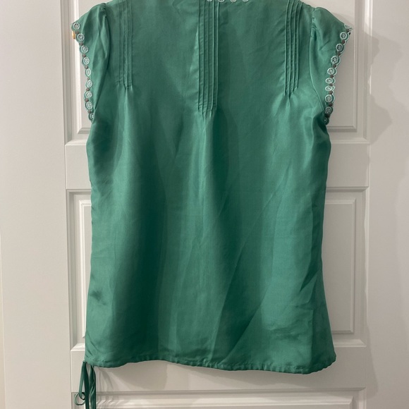 BCBG Top - Picture 2 of 3